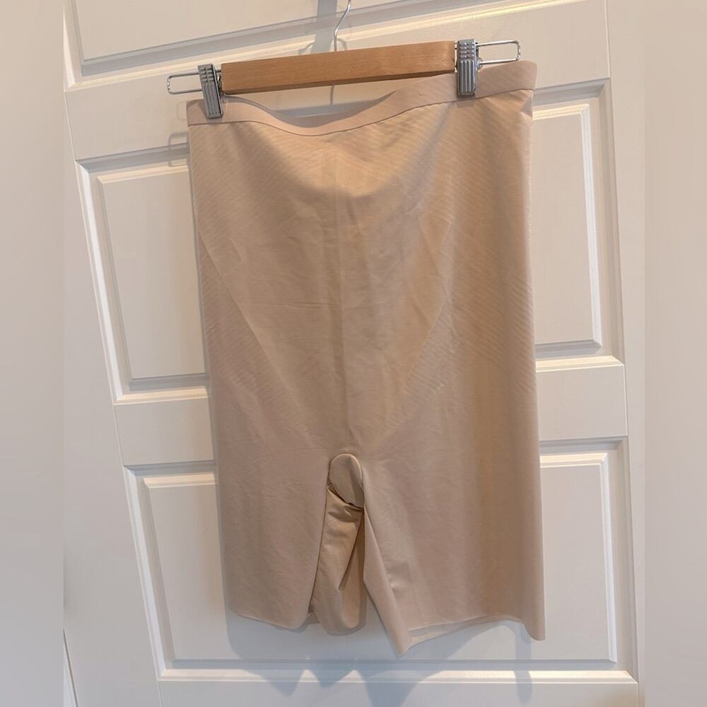 SPANX 1X Compression Shapewear Shorts Tummy Control Smoothing Body Shaper
